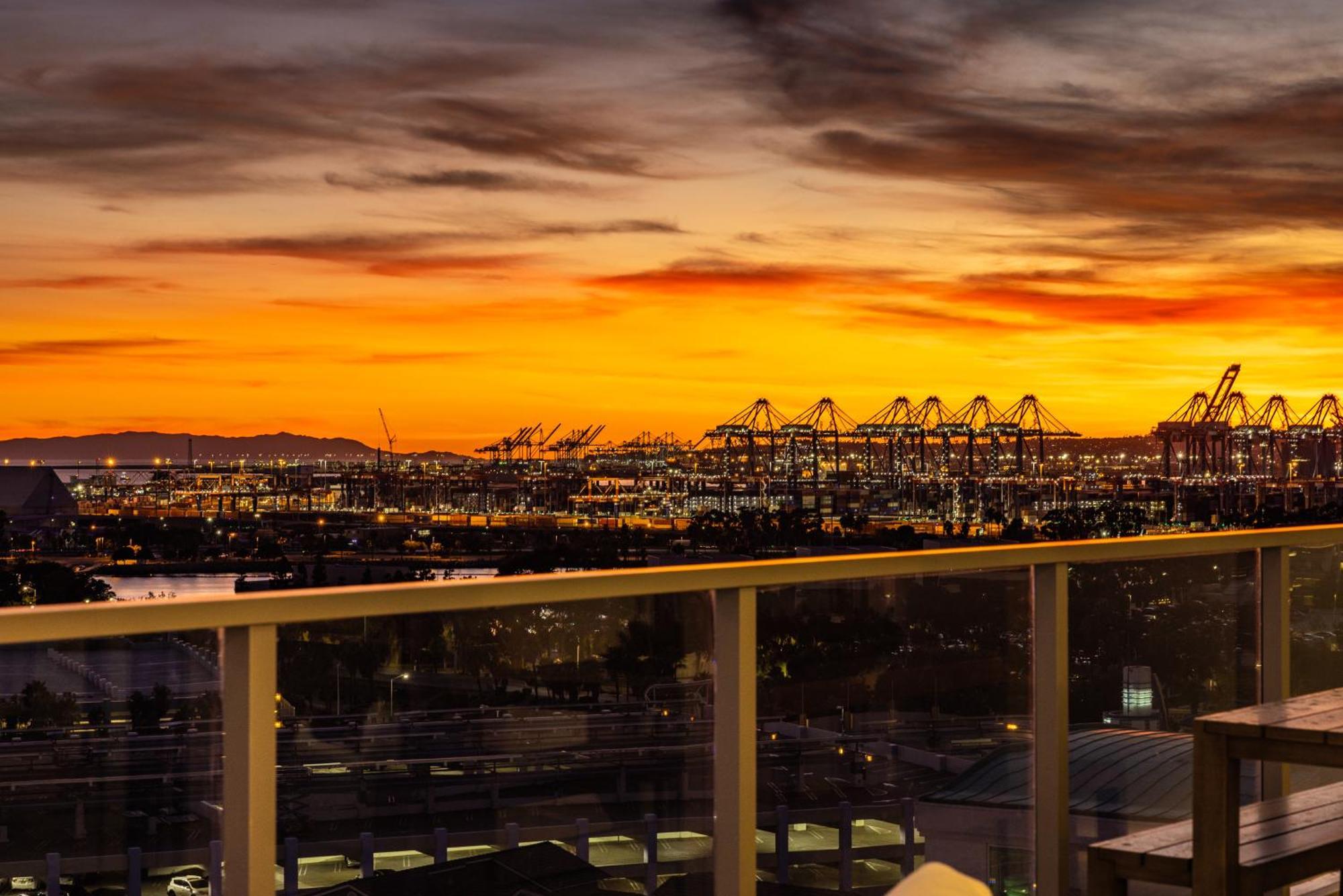@ Marbella Lane - Penthouse W/ City & Ocean Views Лонг Бийч Екстериор снимка